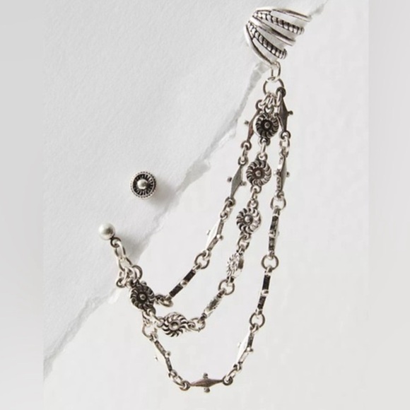 FREE PEOPLE Ear Party Ear Cuff - Picture 2 of 9